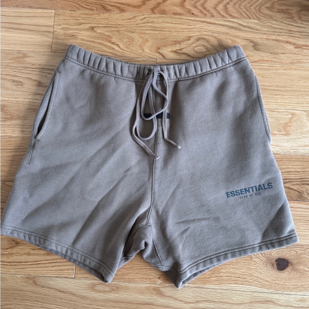 Essentials sweatshort - medium - brown
